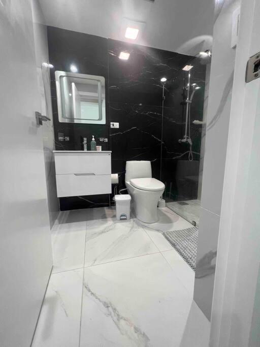 חואן דוליו Bueno Paradise Condo In Marbella מראה חיצוני תמונה